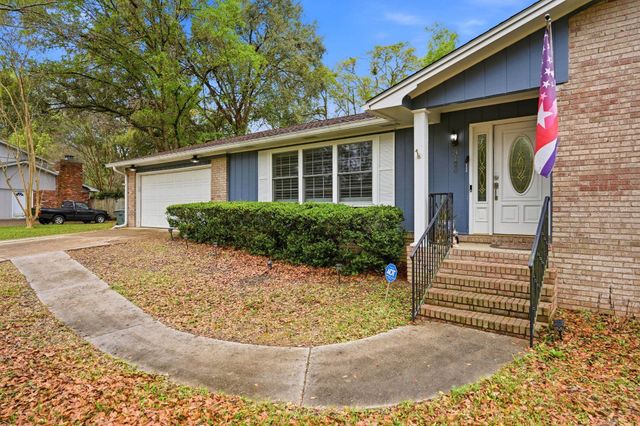 3120 Briarwood Drive, Tallahassee, FL 32308