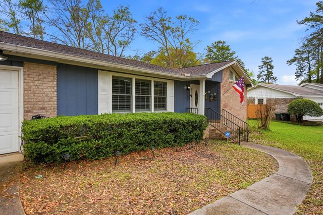 3120 Briarwood Drive, Tallahassee, FL 32308