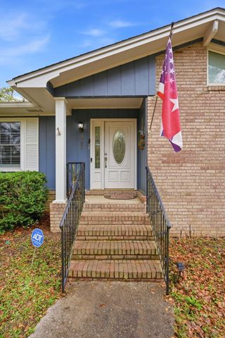 3120 Briarwood Drive, Tallahassee, FL 32308