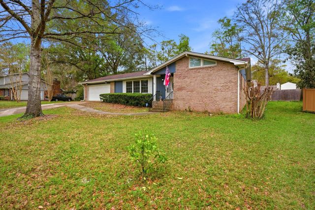 3120 Briarwood Drive, Tallahassee, FL 32308