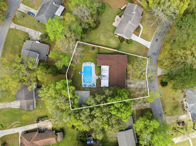 3120 Briarwood Drive, Tallahassee, FL 32308