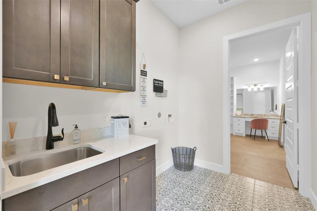 8557 Butler Ranch Court, Plantersville, TX 77363