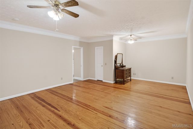 813 Lake Region Circle, Wetumpka, AL 36092