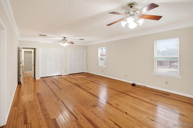 813 Lake Region Circle, Wetumpka, AL 36092