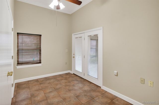 813 Lake Region Circle, Wetumpka, AL 36092