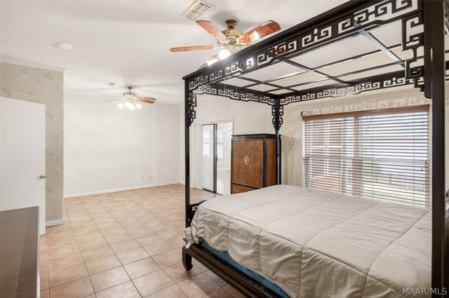 813 Lake Region Circle, Wetumpka, AL 36092