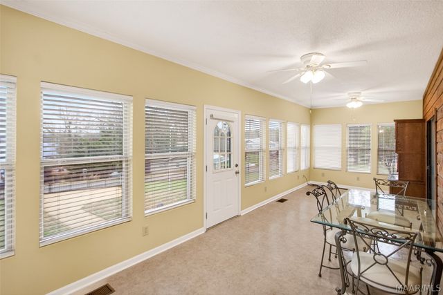 813 Lake Region Circle, Wetumpka, AL 36092