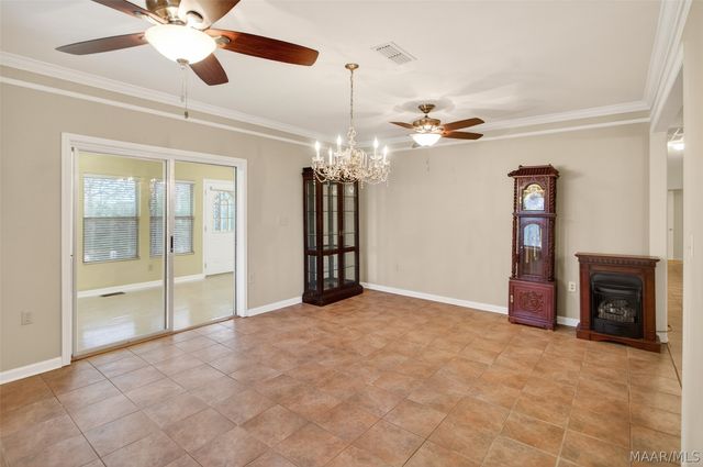 813 Lake Region Circle, Wetumpka, AL 36092