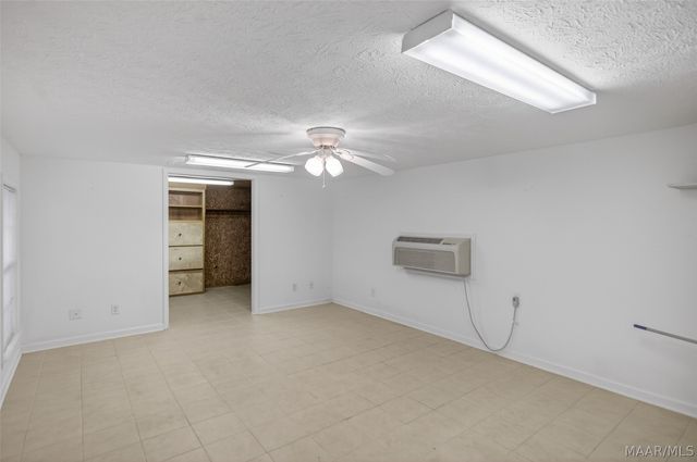 813 Lake Region Circle, Wetumpka, AL 36092