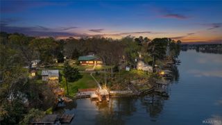 813 Lake Region Circle, Wetumpka, AL 36092