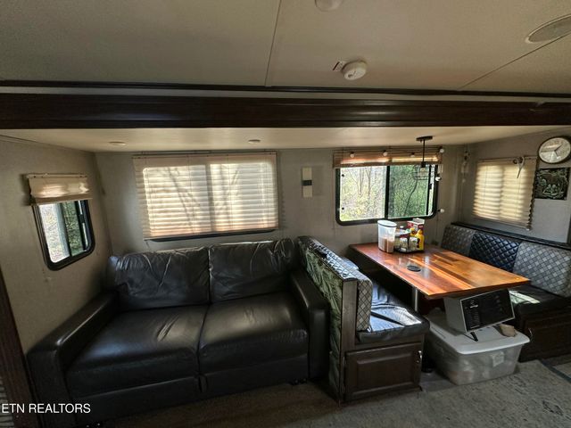 341 Dwyer Drive, Crossville, TN 38572