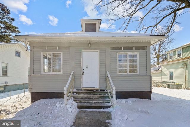 542 BERLIN RD, Clementon, NJ 08021