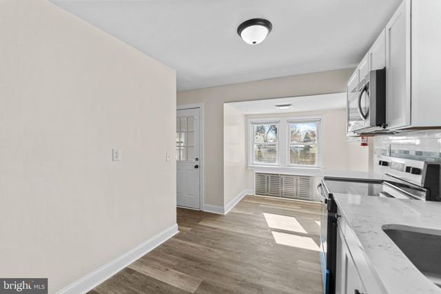 542 BERLIN RD, Clementon, NJ 08021