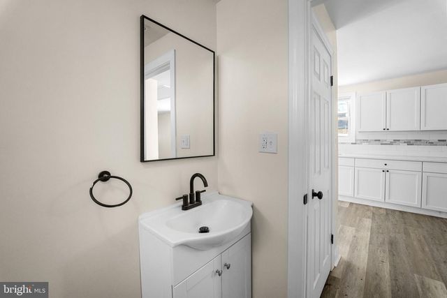 542 BERLIN RD, Clementon, NJ 08021