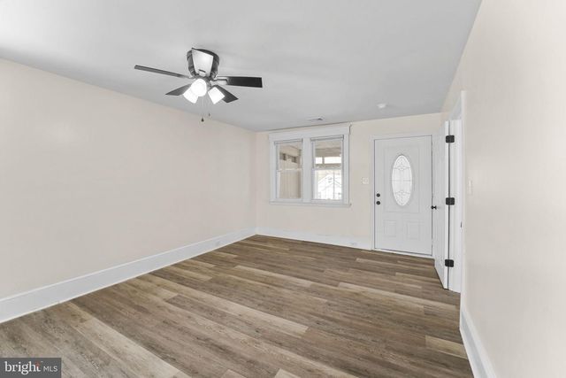 542 BERLIN RD, Clementon, NJ 08021