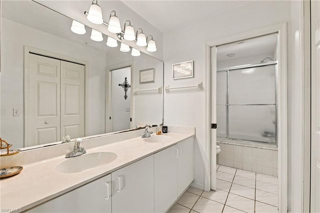 367 Dover PL 1002, Naples, FL 34104