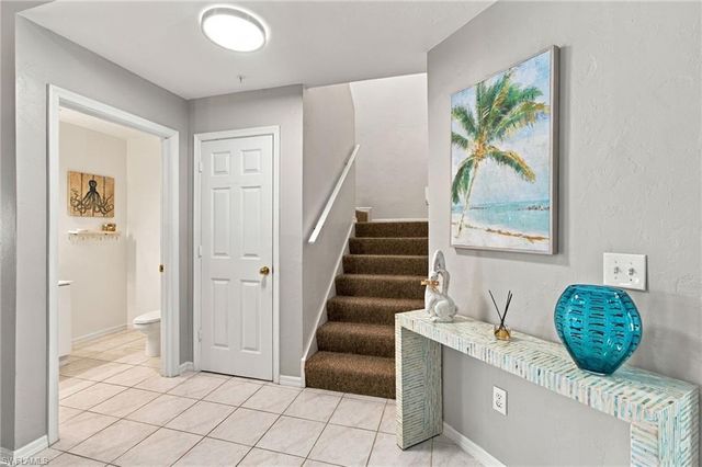 367 Dover PL 1002, Naples, FL 34104