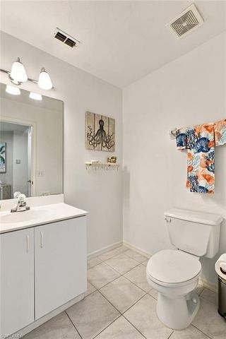 367 Dover PL 1002, Naples, FL 34104