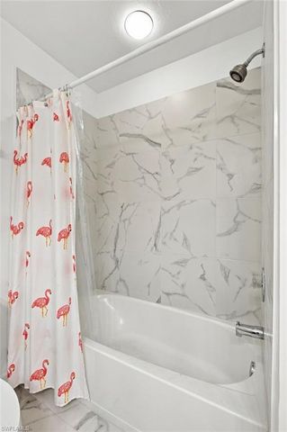367 Dover PL 1002, Naples, FL 34104