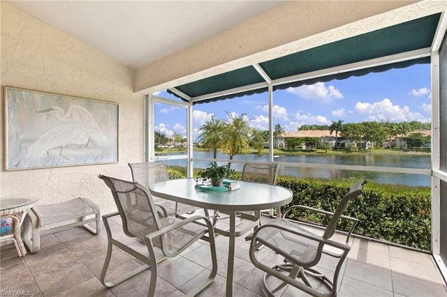 367 Dover PL 1002, Naples, FL 34104