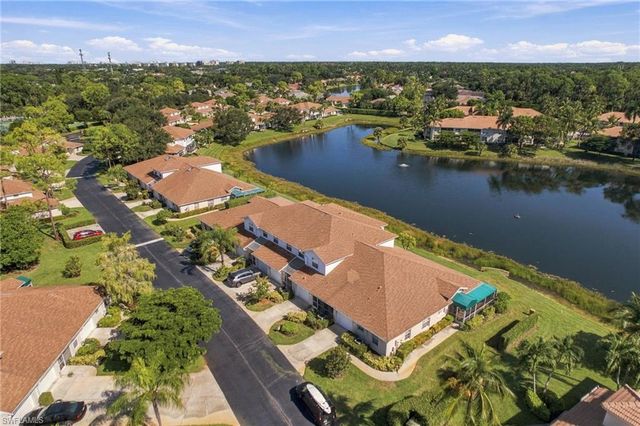 367 Dover PL 1002, Naples, FL 34104