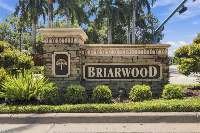 367 Dover PL 1002, Naples, FL 34104