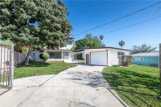 3757 York, Los Angeles, CA 90065