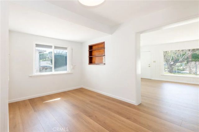 3757 York, Los Angeles, CA 90065