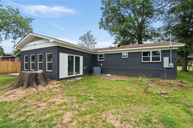 12 Candlestick Lane, Fort Smith, AR 72908