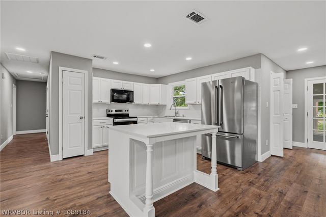 12 Candlestick Lane, Fort Smith, AR 72908