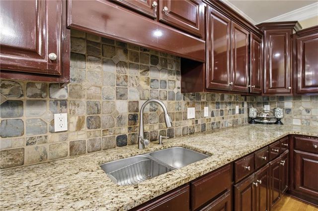215 Fox Glove Drive, Covington, GA 30016