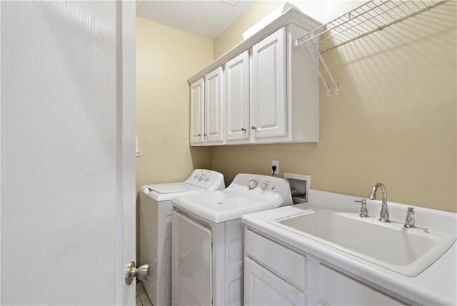 215 Fox Glove Drive, Covington, GA 30016