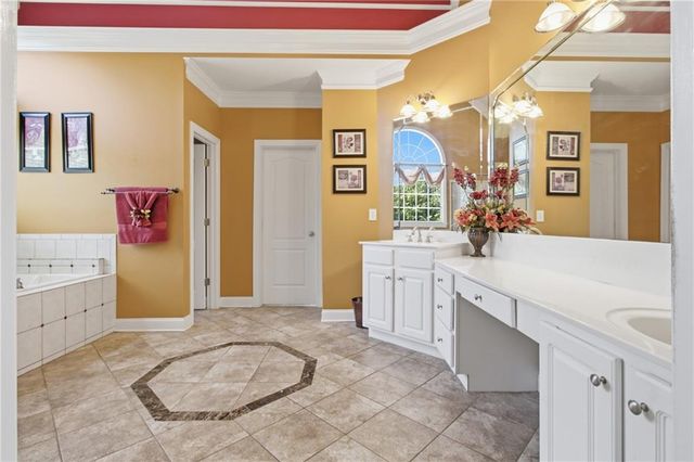 215 Fox Glove Drive, Covington, GA 30016