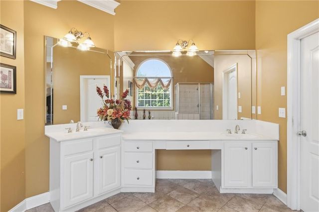 215 Fox Glove Drive, Covington, GA 30016