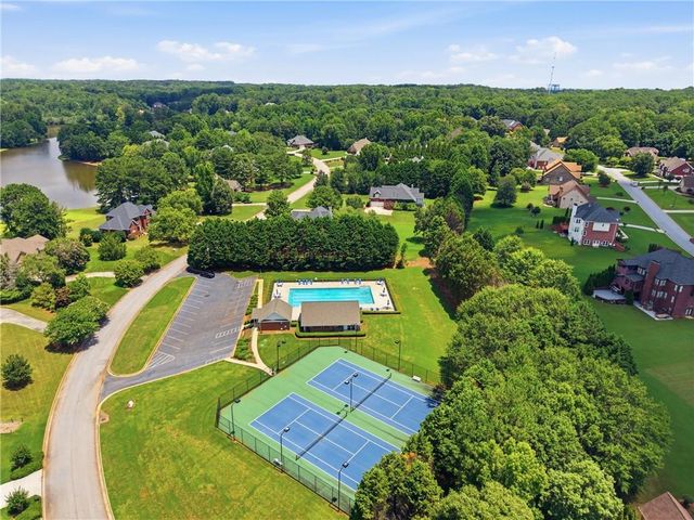 215 Fox Glove Drive, Covington, GA 30016