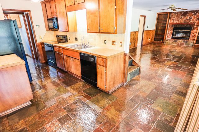 1903 FM 134, Jefferson, TX 75657