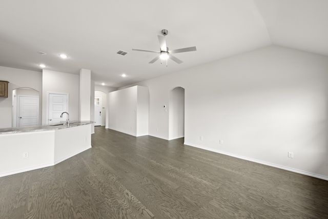 7716 Oakmeade Street, Joshua, TX 76058