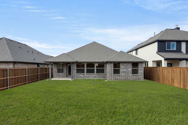 7716 Oakmeade Street, Joshua, TX 76058