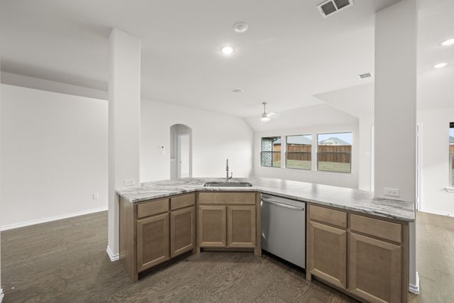 7716 Oakmeade Street, Joshua, TX 76058