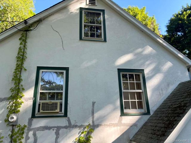 46 Greenwich Road, Bedford, NY 10506