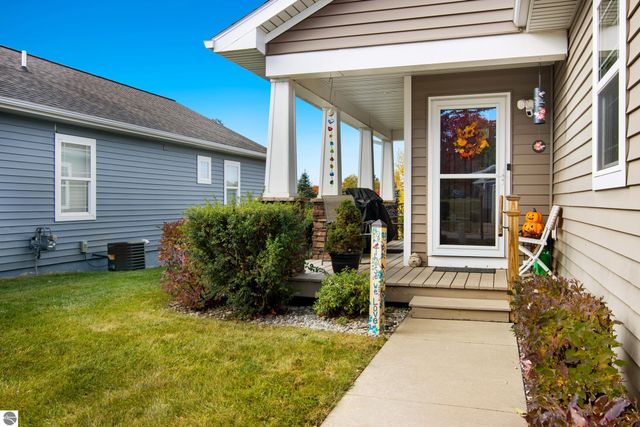 2129 Chrystal Ridge Drive, Traverse City, MI 49686