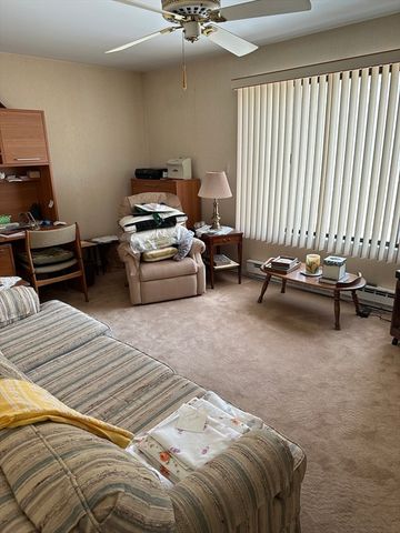 234 Nesmith St 8, Lowell, MA 01852