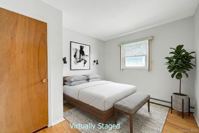 98 Union Place, Lynbrook, NY 11563