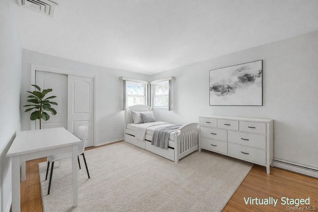 98 Union Place, Lynbrook, NY 11563