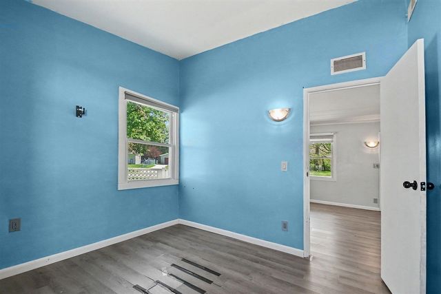 2420 Eastfield Drive, Niles, MI 49120