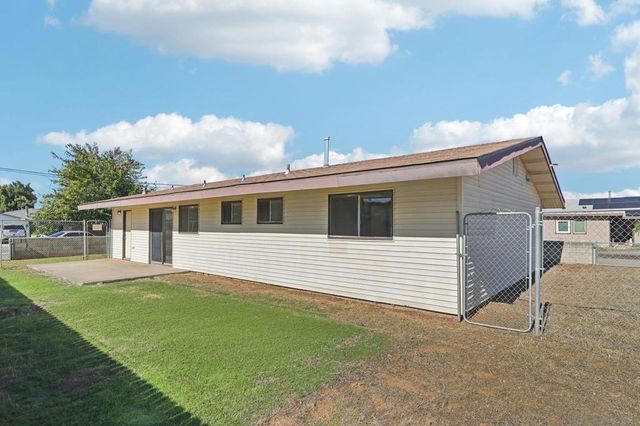 8727 Cottonwood Ave, Santee, CA 92071