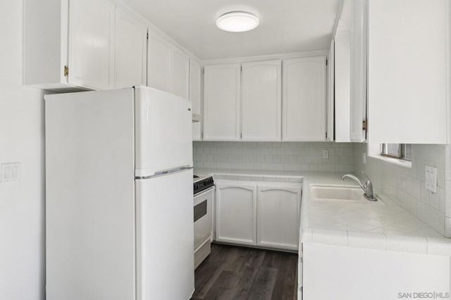 8727 Cottonwood Ave, Santee, CA 92071