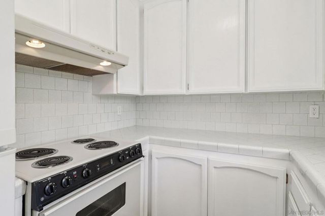 8727 Cottonwood Ave, Santee, CA 92071