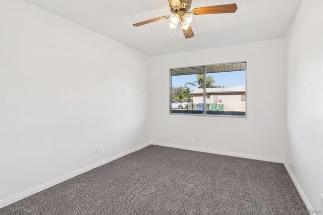 8727 Cottonwood Ave, Santee, CA 92071