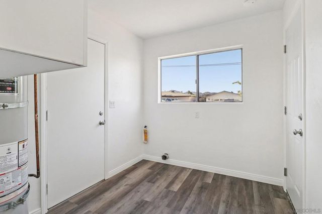 8727 Cottonwood Ave, Santee, CA 92071